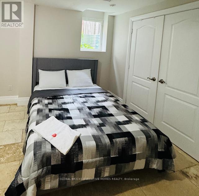 Basement - 4562 Penhallow Road, Mississauga, Ontario  L5V 1E8 - Photo 4 - W13486082