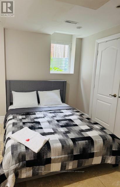 Basement - 4562 Penhallow Road, Mississauga, Ontario  L5V 1E8 - Photo 5 - W13486082