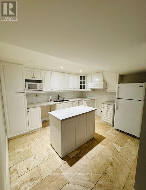 Basement - 4562 Penhallow Road, Mississauga, Ontario  L5V 1E8 - Photo 7 - W13486082