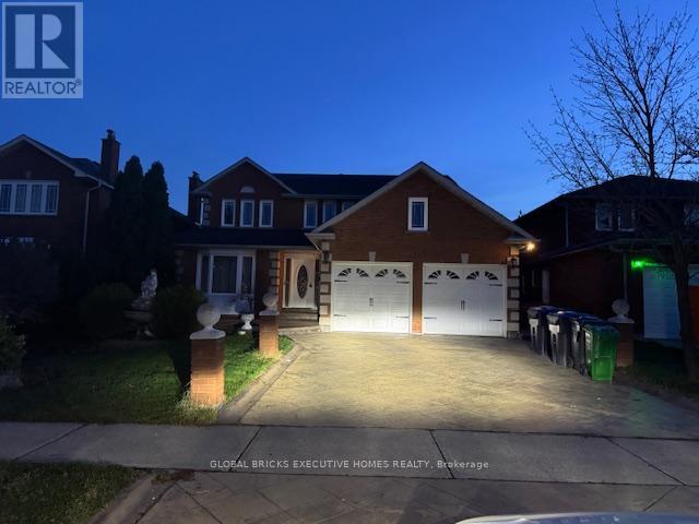 4562 Penhallow Road, Mississauga, Ontario  L5V 1E8 - Photo 1 - W13486084