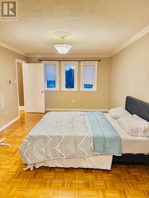 4562 Penhallow Road, Mississauga, Ontario  L5V 1E8 - Photo 14 - W13486084