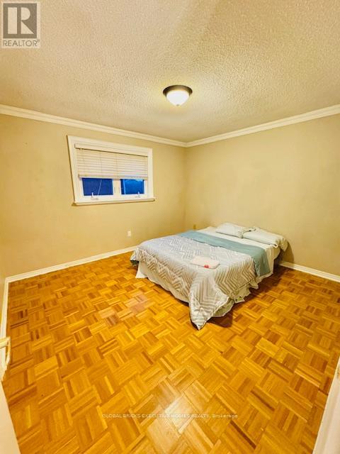 4562 Penhallow Road, Mississauga, Ontario  L5V 1E8 - Photo 16 - W13486084