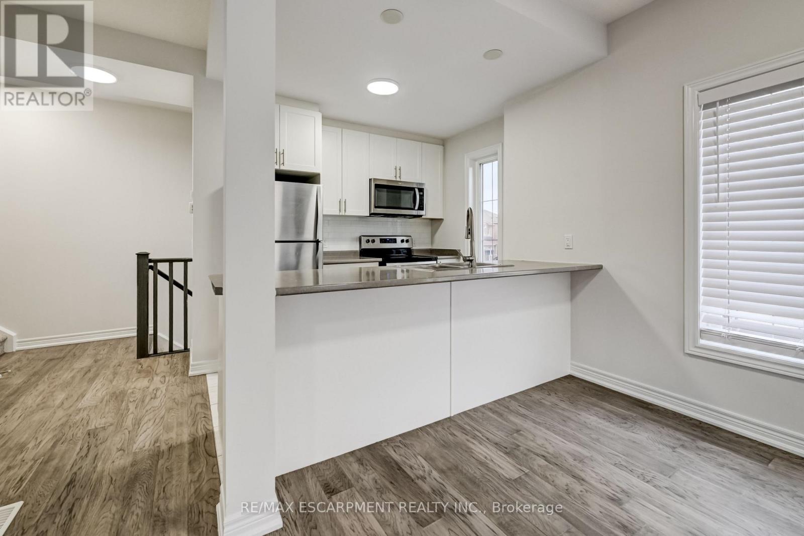 23 Ridgeside Lane, Hamilton, Ontario  L8B 1W5 - Photo 11 - X13486054