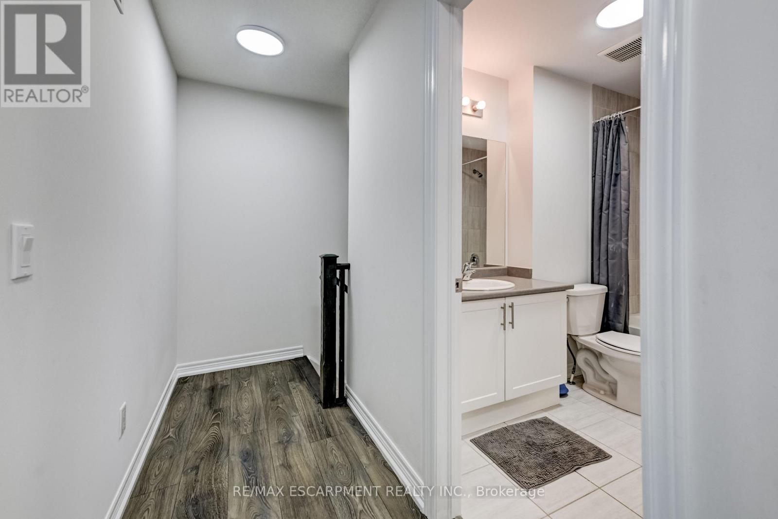 23 Ridgeside Lane, Hamilton, Ontario  L8B 1W5 - Photo 22 - X13486054