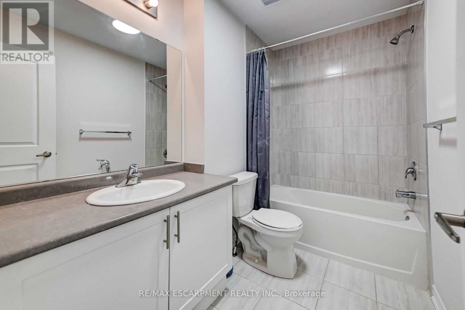 23 Ridgeside Lane, Hamilton, Ontario  L8B 1W5 - Photo 23 - X13486054