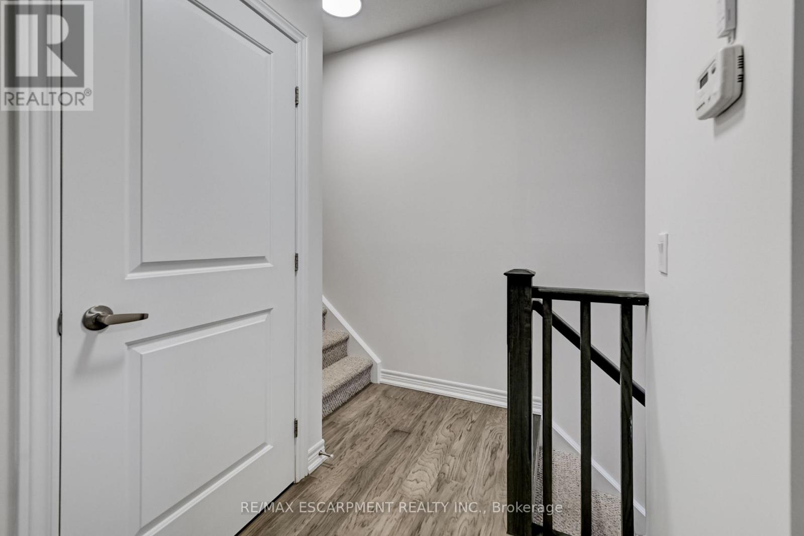 23 Ridgeside Lane, Hamilton, Ontario  L8B 1W5 - Photo 7 - X13486054