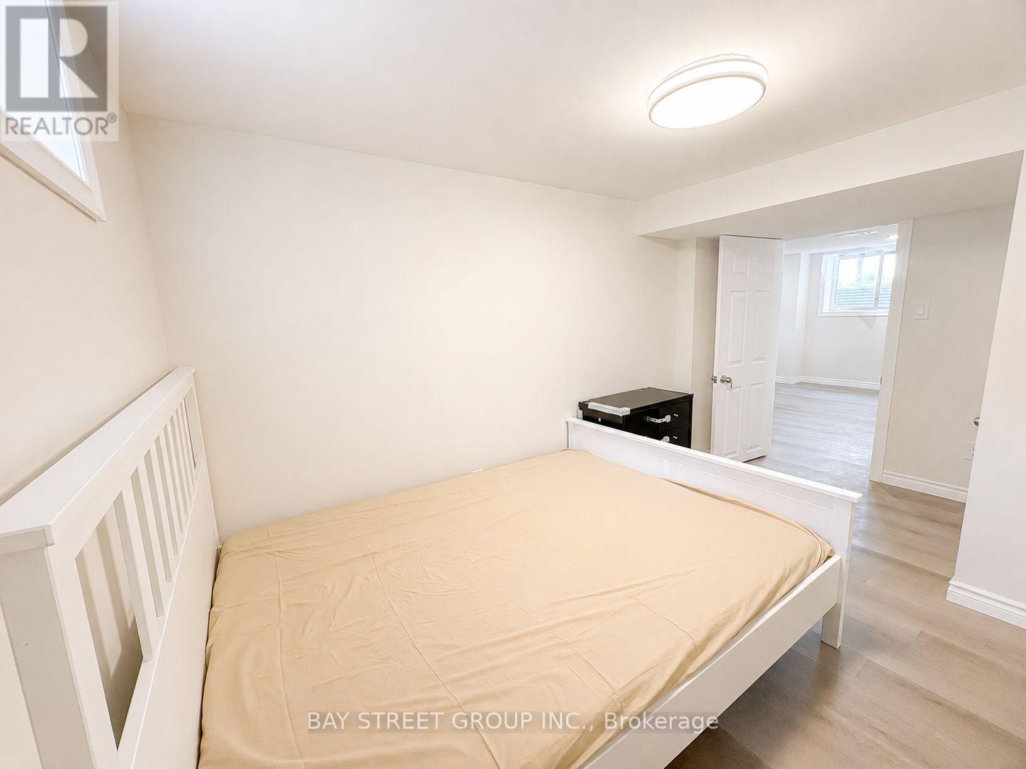 Bsmt - 808 Tenth Avenue, Hamilton, Ontario  L8T 2G6 - Photo 5 - X13486068