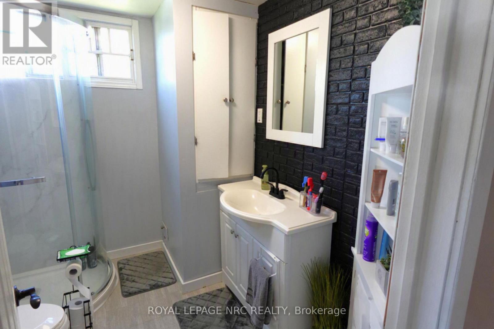 29 Wellington Street, Port Colborne, Ontario  L3K 2J6 - Photo 4 - X13478194