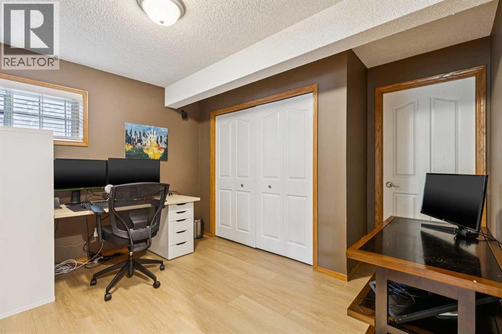 137 Arbour Ridge Circle Nw, Calgary, Alberta  T3G 3Y9 - Photo 35 - A2323621
