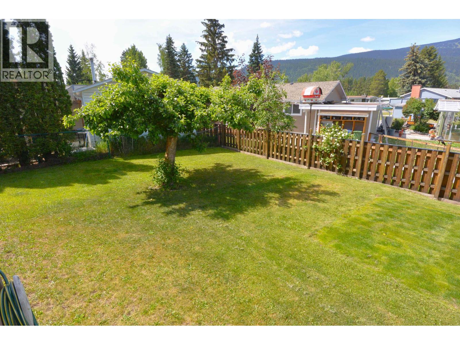 4131 7th Avenue, Smithers, British Columbia  V0J 2N0 - Photo 9 - R3139697