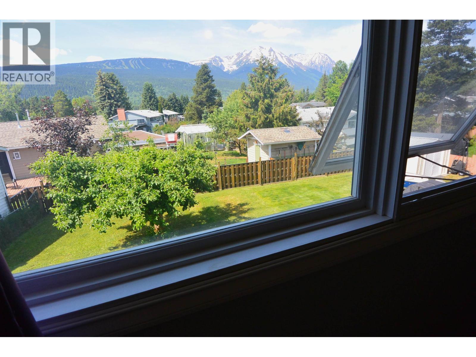 4131 7th Avenue, Smithers, British Columbia  V0J 2N0 - Photo 15 - R3139697