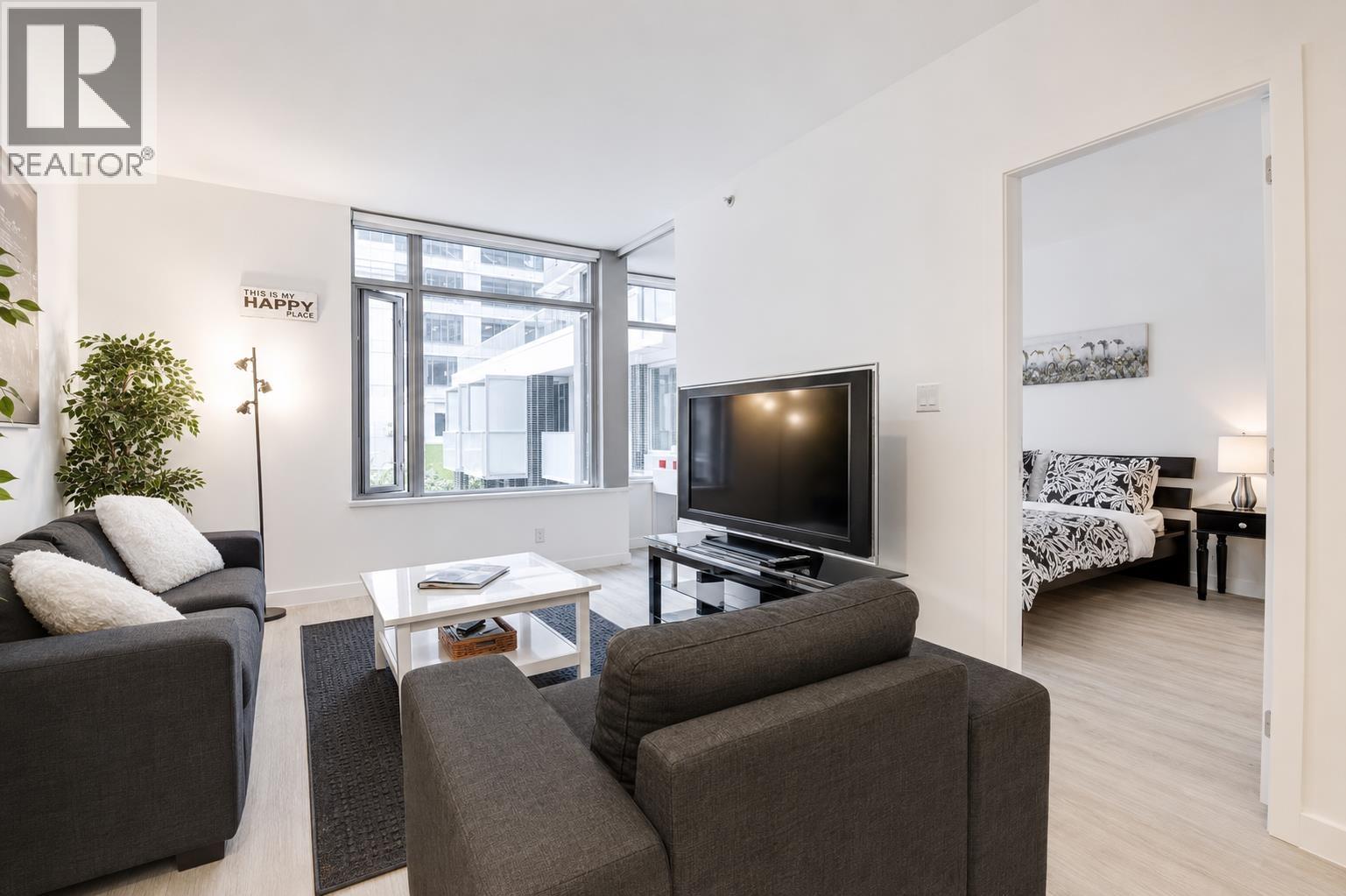 212 1661 Quebec Street, Vancouver, British Columbia  V6A 0H2 - Photo 3 - R3139310