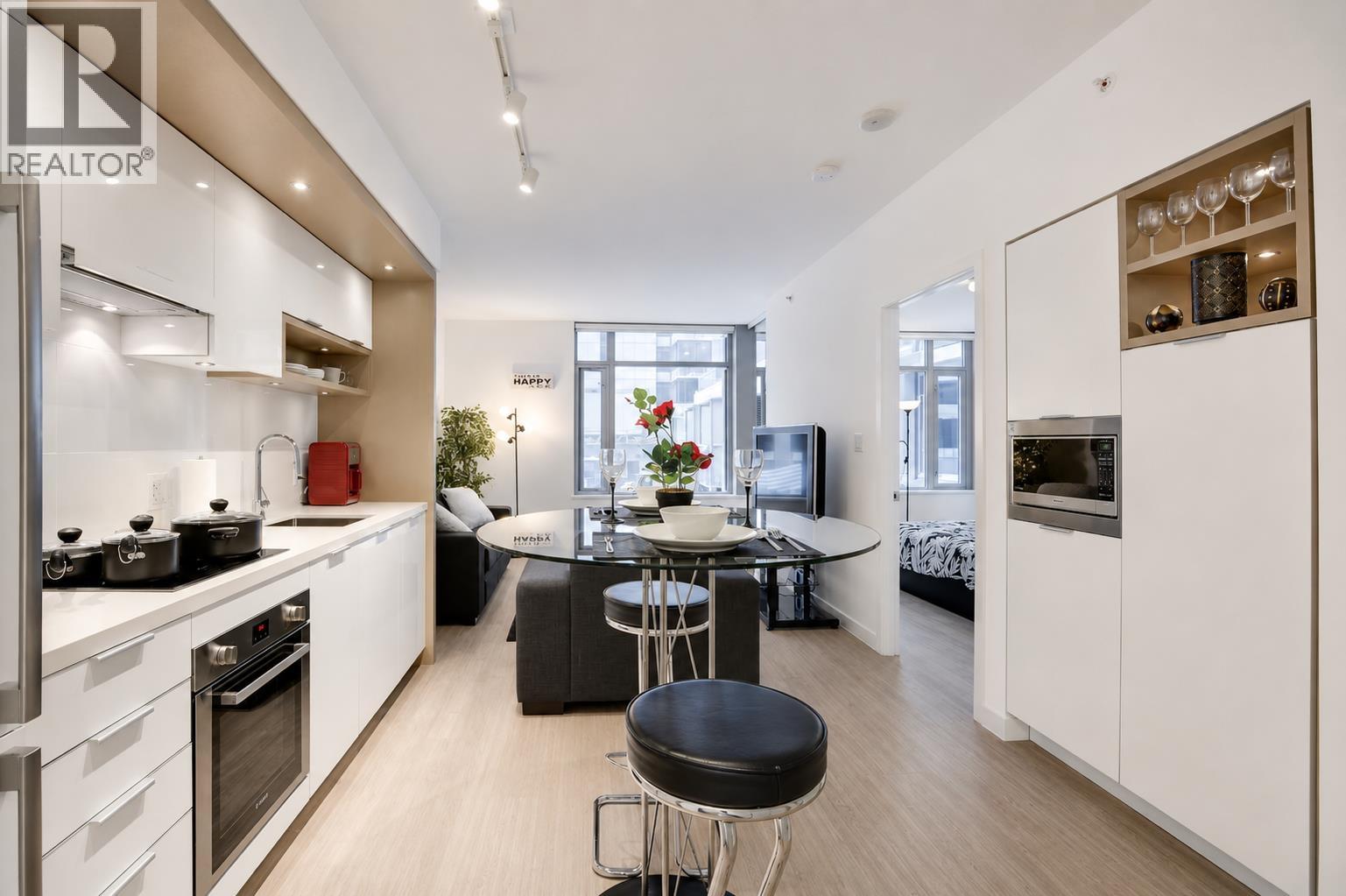 212 1661 Quebec Street, Vancouver, British Columbia  V6A 0H2 - Photo 4 - R3139310