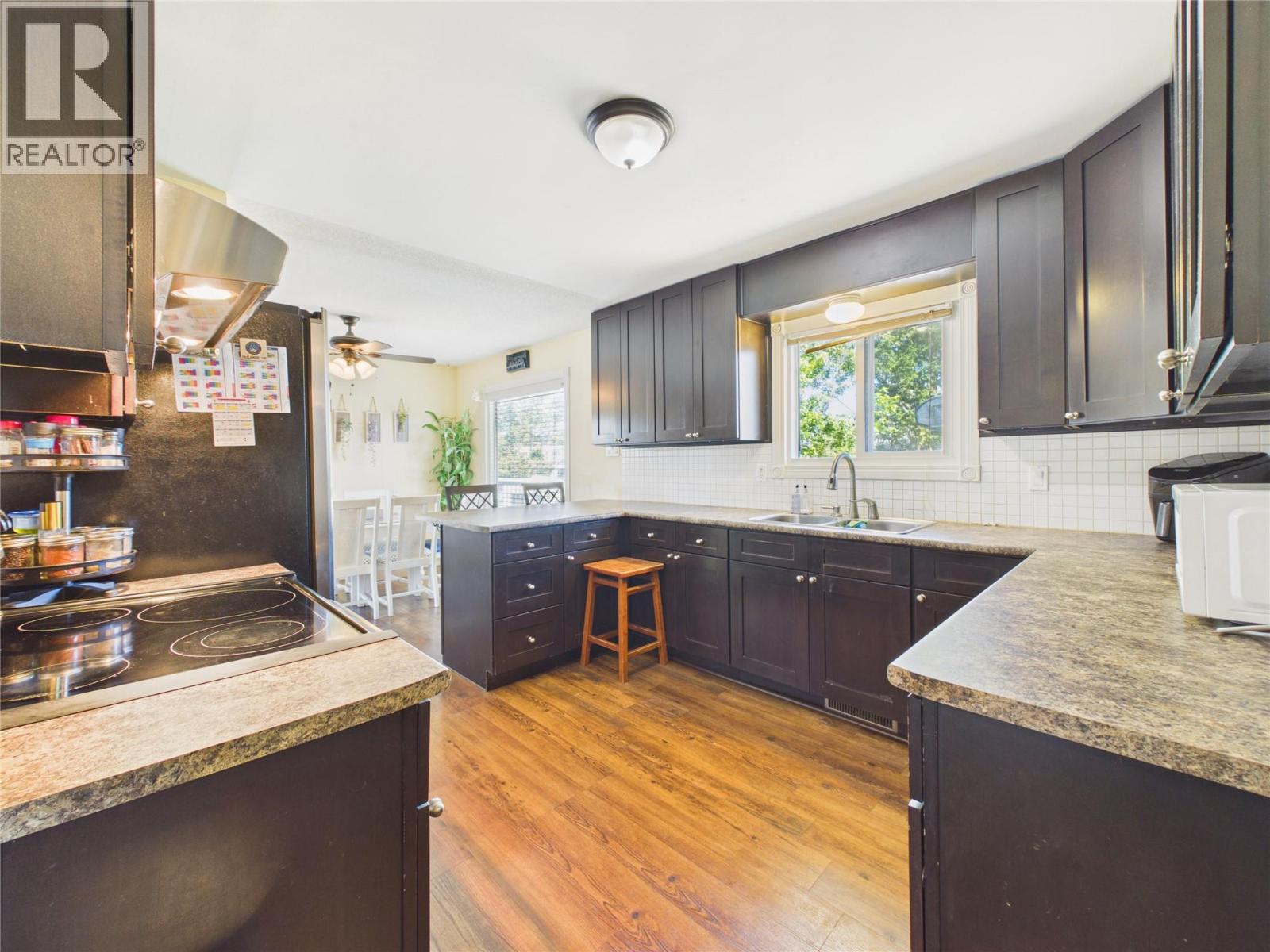 1700 5th Street S, Cranbrook, British Columbia  V1C 1J9 - Photo 10 - 10392352