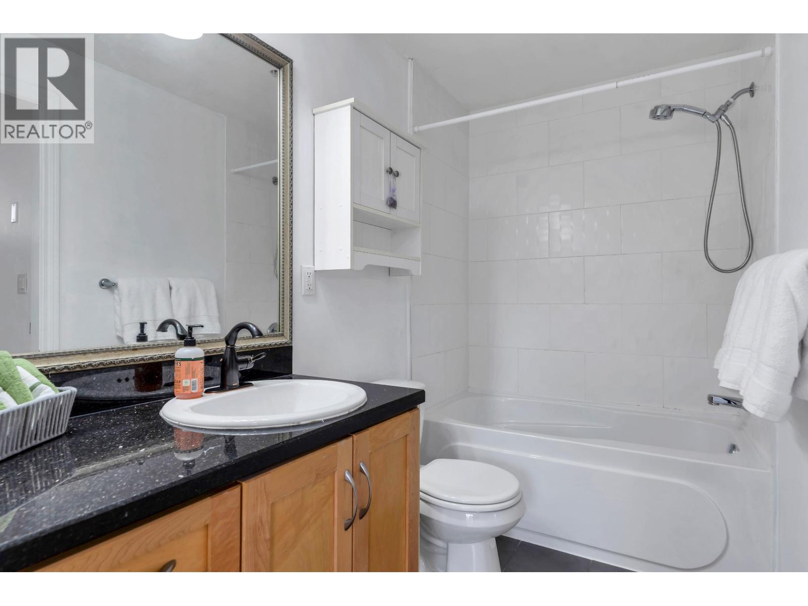 119 7333 16th Avenue, Burnaby, British Columbia  V3N 0A8 - Photo 14 - R3138872