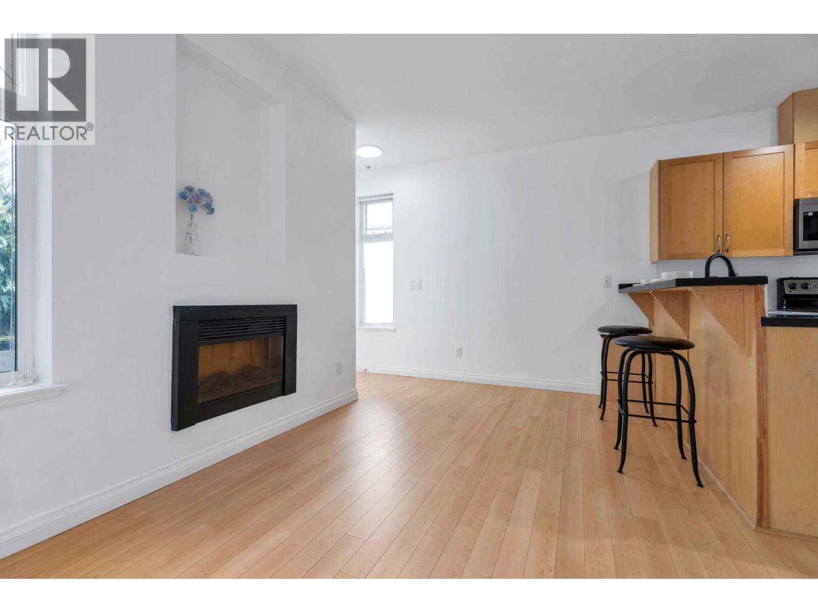 119 7333 16th Avenue, Burnaby, British Columbia  V3N 0A8 - Photo 6 - R3138872