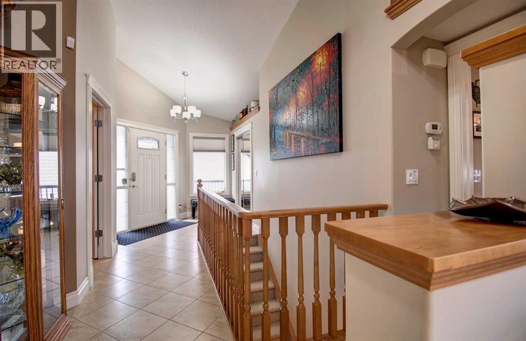 242 Kingsbury View Se, Airdrie, Alberta  T4A 0E6 - Photo 10 - A2317914