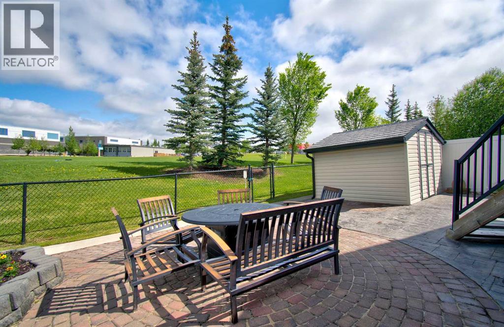 242 Kingsbury View Se, Airdrie, Alberta  T4A 0E6 - Photo 8 - A2317914