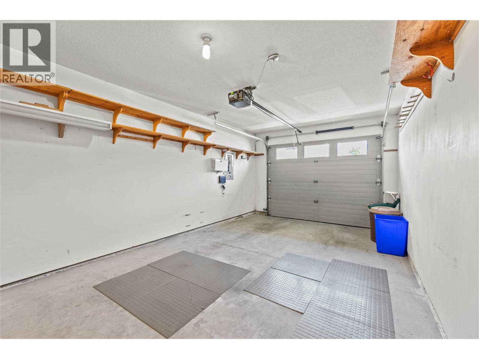 111 Harbourfront Drive NW Unit# 29, Salmon Arm, British Columbia  V1E 1A3 - Photo 35 - 10392343