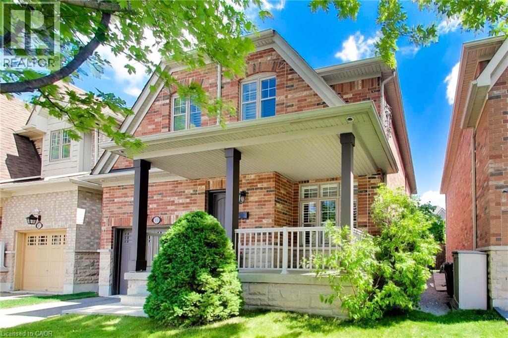 1613 NORTHMOUNT Avenue Mississauga Ontario Canada L5E1Y9 2