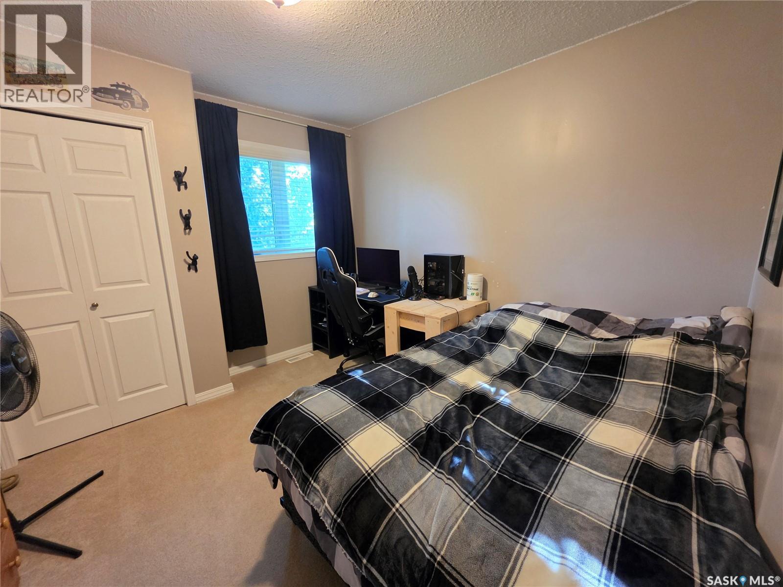 111 2nd Street E, Meadow Lake, Saskatchewan  S9X 1G4 - Photo 12 - SK040593