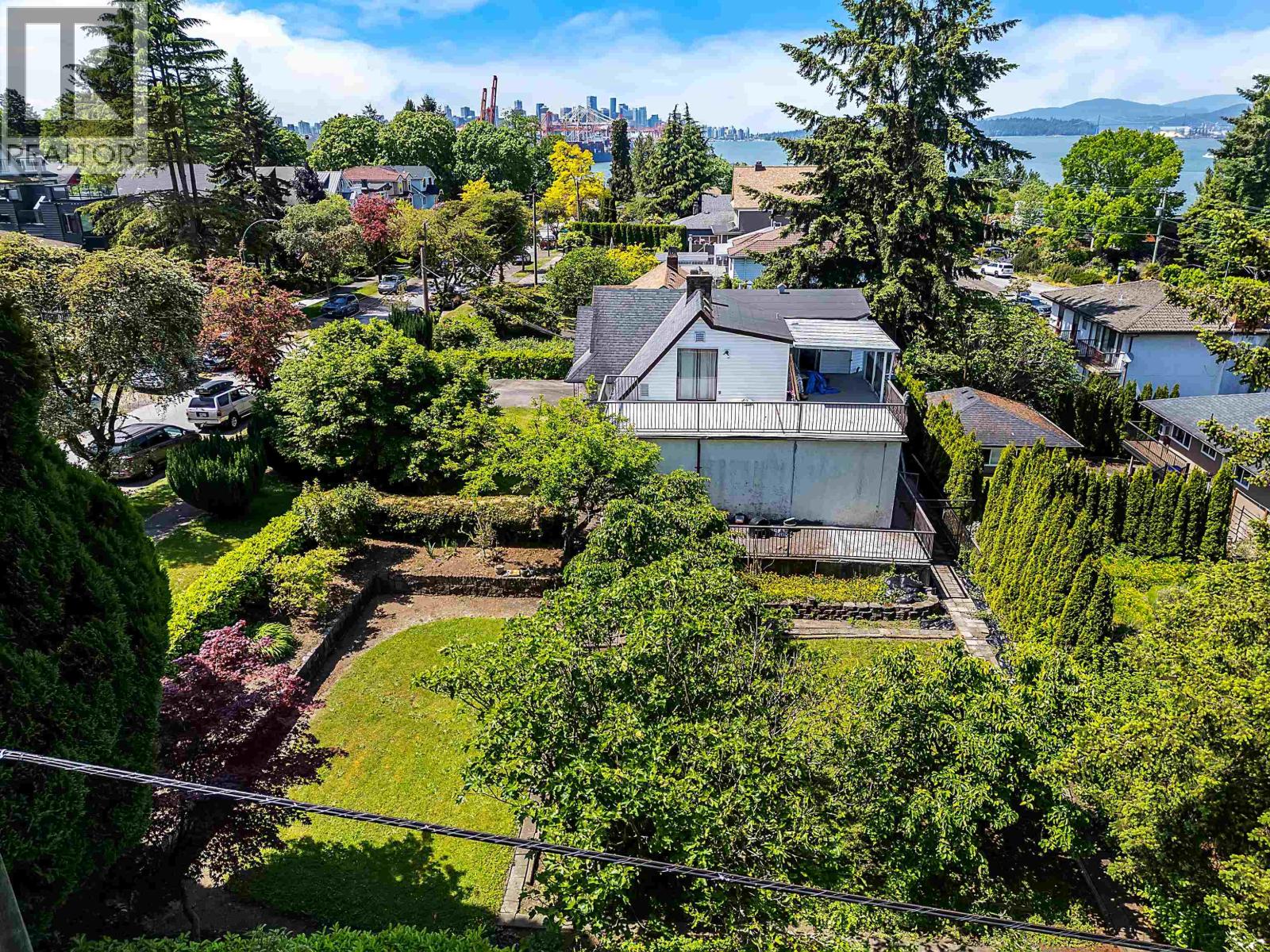 2587 Yale Street, Vancouver, British Columbia  V5K 1C1 - Photo 8 - R3139717