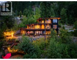 59 JOHNSTONE Road, Nelson, British Columbia