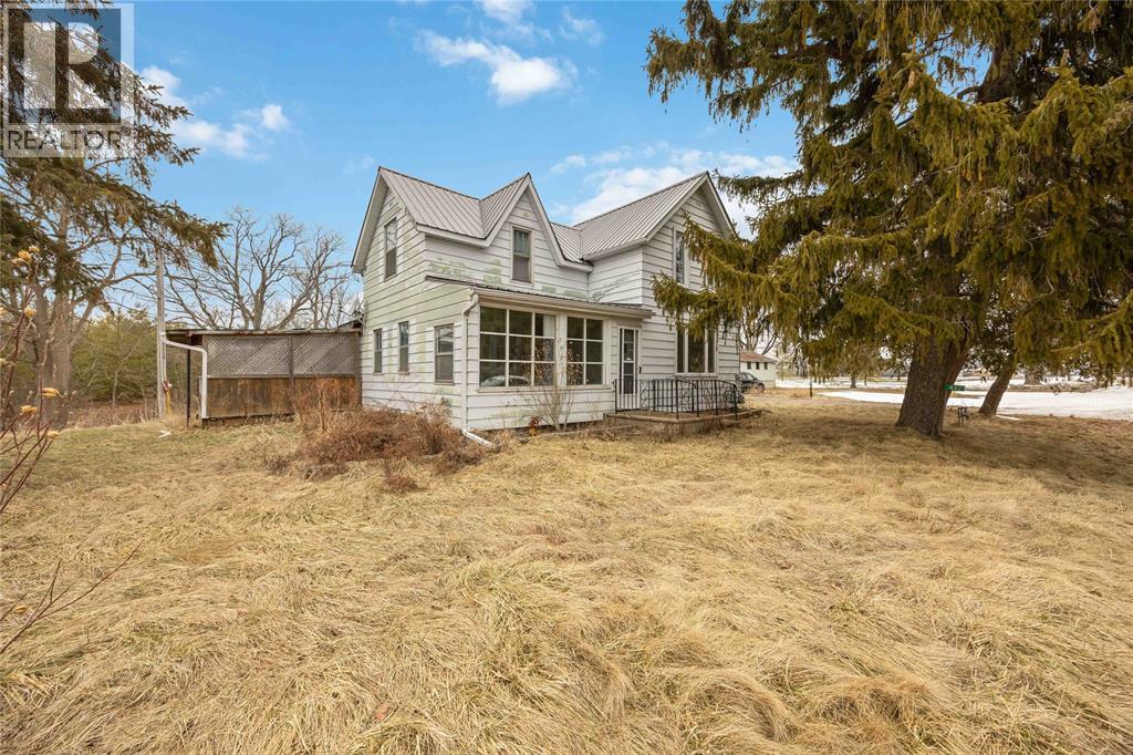 4421 Marthaville Road, Petrolia, Ontario  N0N 1R0 - Photo 1 - 26014988