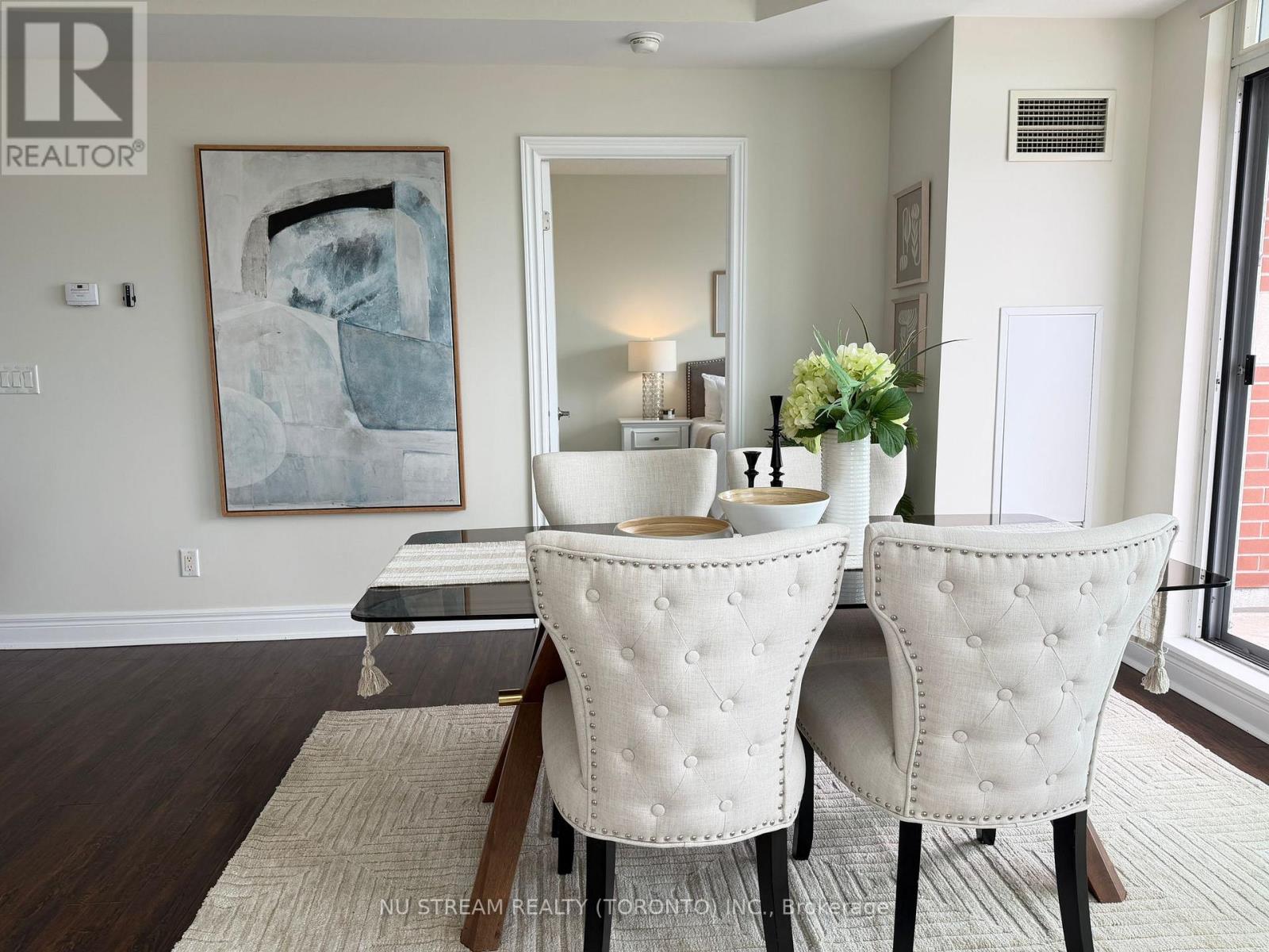 1020 - 62 Suncrest Boulevard, Markham, Ontario  L3T 7Y6 - Photo 6 - N13484316