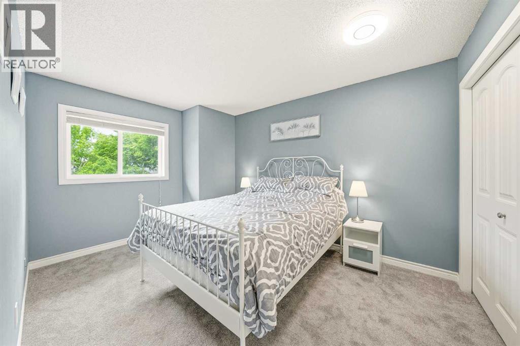 308 Douglasbank Drive SE, Calgary, Alberta  T2Z 3C7 - Photo 35 - A2322927