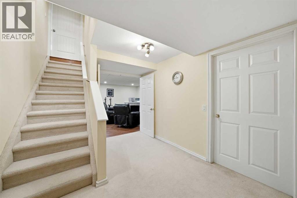 308 Douglasbank Drive SE, Calgary, Alberta  T2Z 3C7 - Photo 39 - A2322927