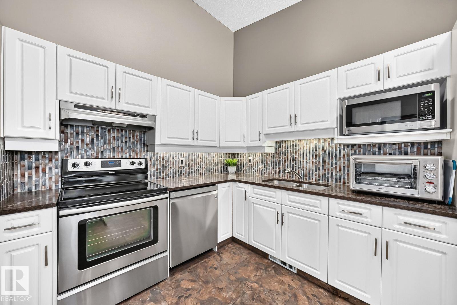 27 Estates Ct, Sherwood Park, Alberta  T8A 1M9 - Photo 8 - E4495448