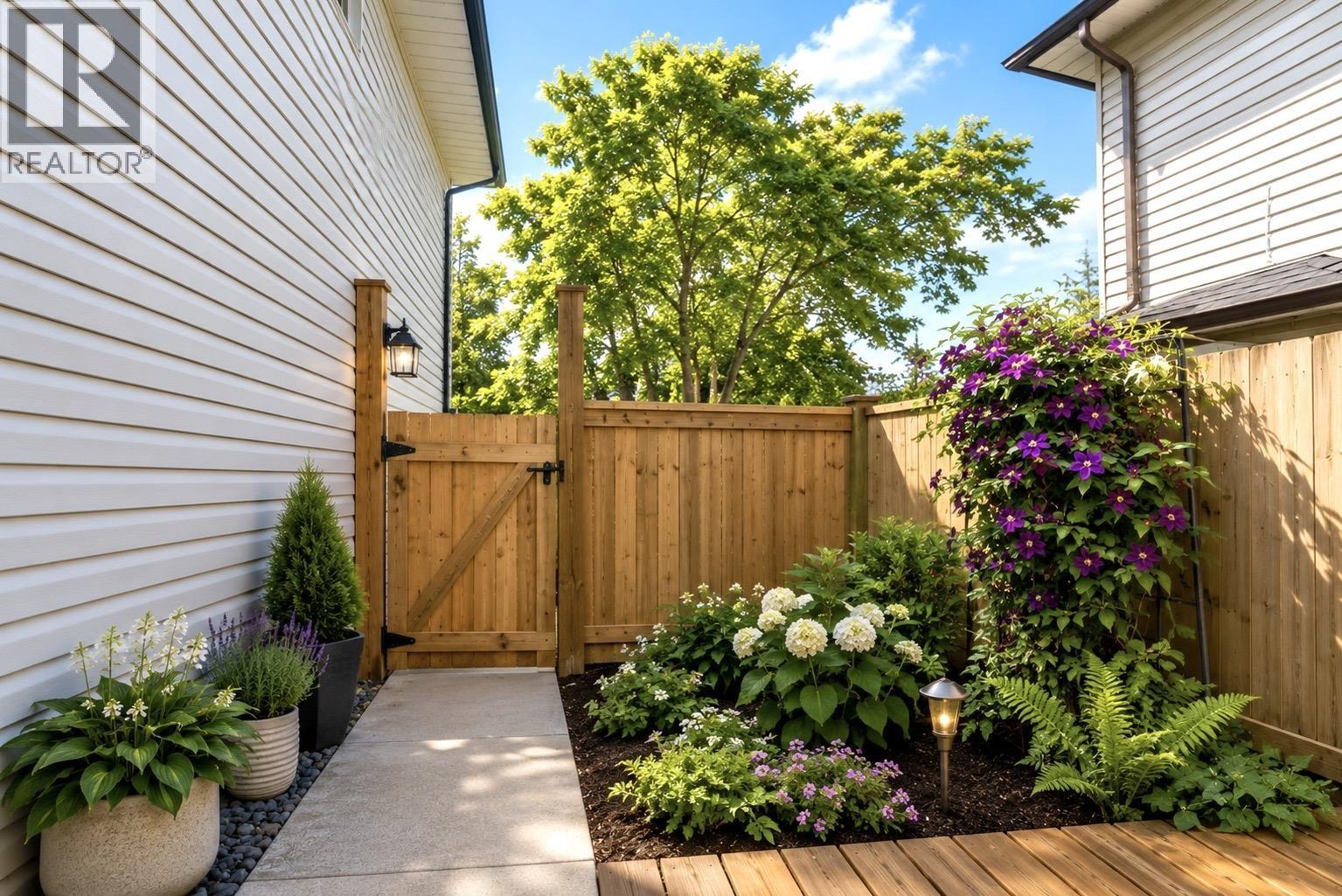 2995 Marcellin Place, Coquitlam, British Columbia  V3C 6E7 - Photo 4 - R3139339