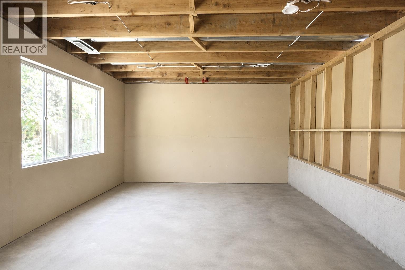 2995 Marcellin Place, Coquitlam, British Columbia  V3C 6E7 - Photo 31 - R3139339