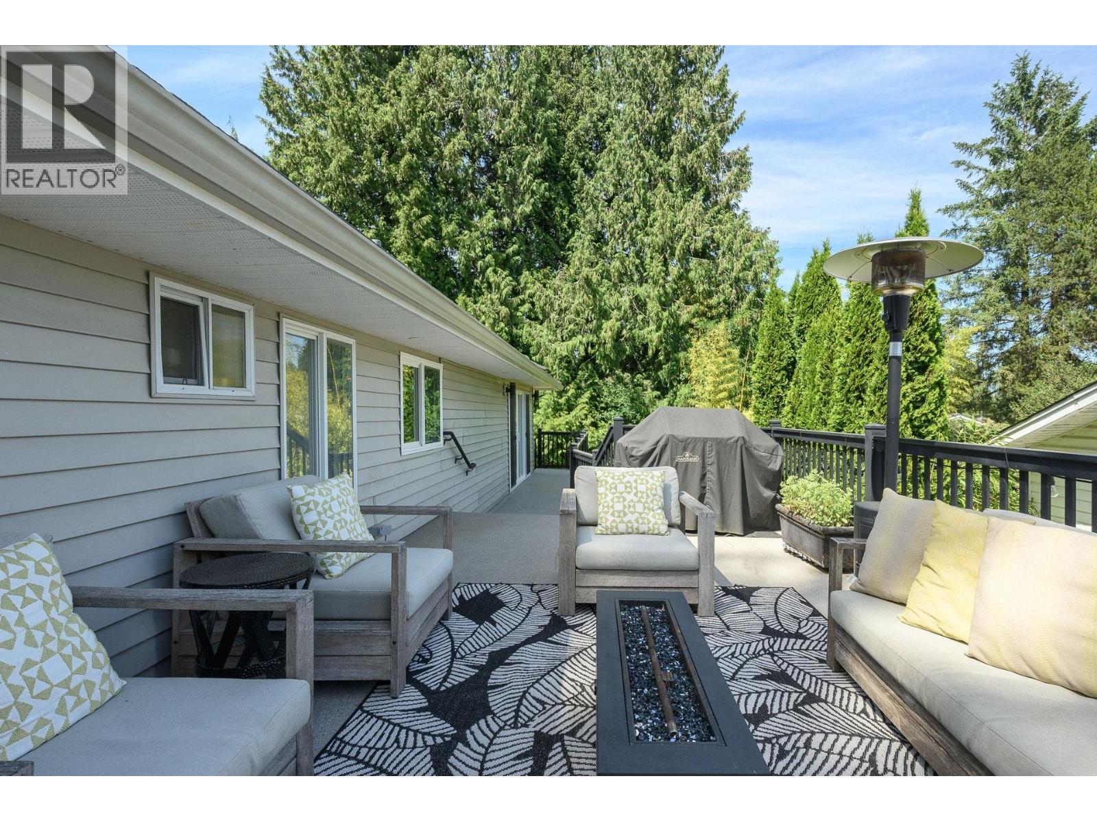 1047 Winslow Avenue, Coquitlam, British Columbia  V3J 2G2 - Photo 39 - R3139309