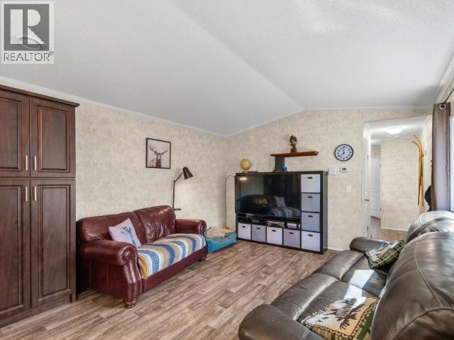 5-18 Azure Road, Whitehorse, Yukon  Y1A 0L2 - Photo 3 - 17424