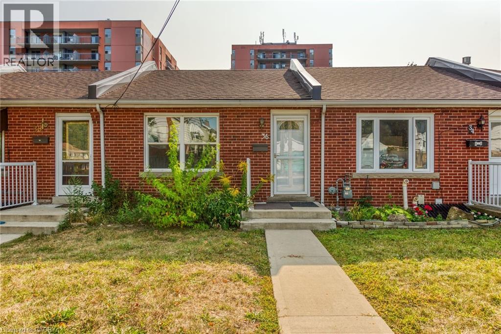 36 Macklin Street N, Hamilton, Ontario  L8S 3S1 - Photo 3 - 40815543