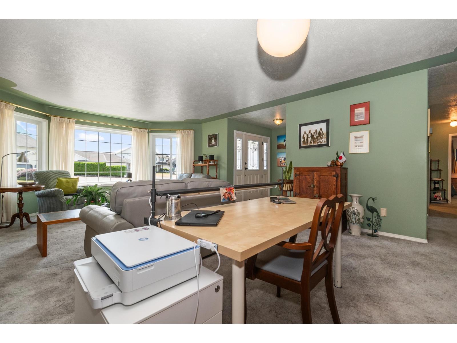 45017 Stratford Place, Sardis South, Chilliwack, British Columbia  V2R 2Z2 - Photo 7 - R3139484