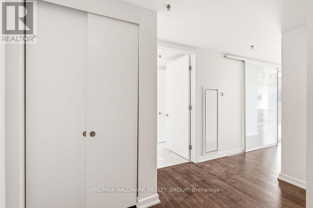 701 - 300 Lisgar Street, Ottawa, Ontario K2P 0E2 - Photo 4 - X13486330