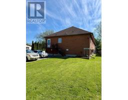 10 CARNEGIE LANE, Grimsby, Ontario