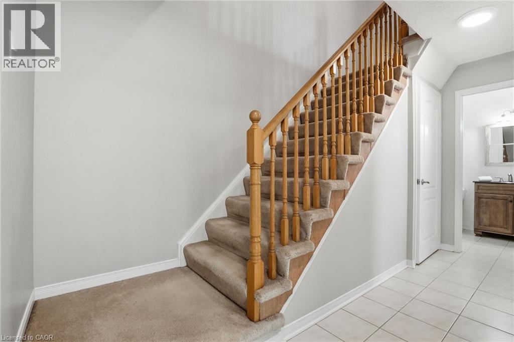 174 Fellowes Crescent, Waterdown, Ontario  L8B 0M9 - Photo 14 - 40840867