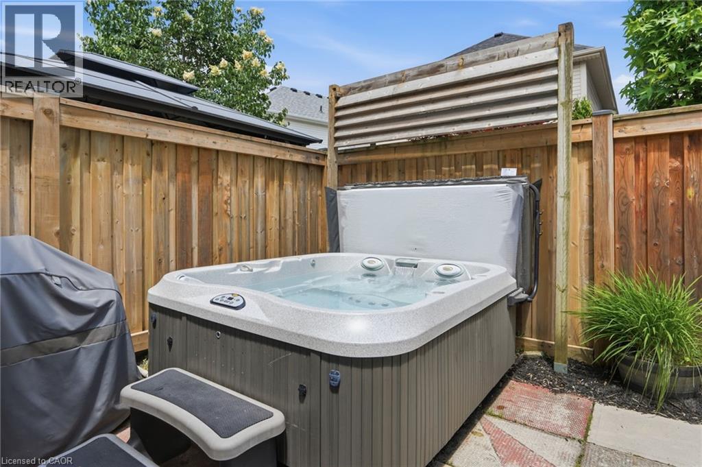 174 Fellowes Crescent, Waterdown, Ontario  L8B 0M9 - Photo 28 - 40840867