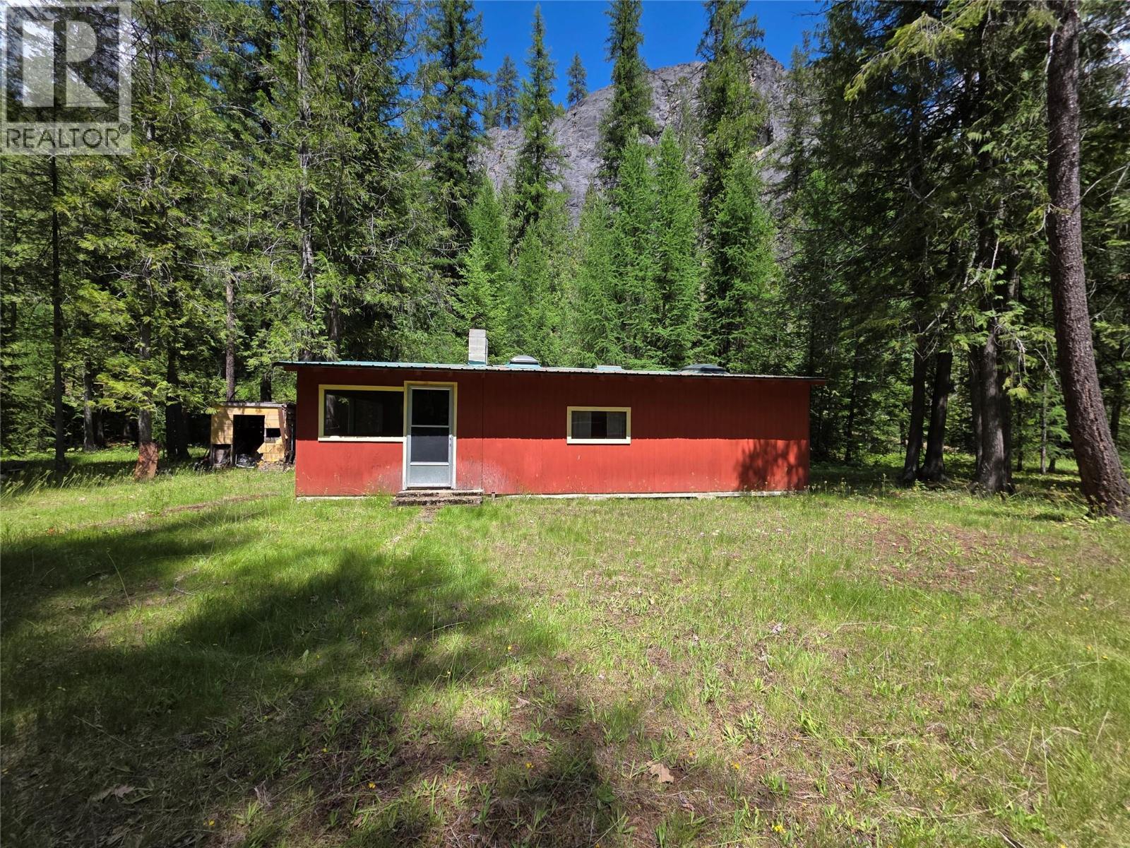 13835 North Fork Road, Grand Forks, British Columbia  V0H 1H0 - Photo 1 - 10392376