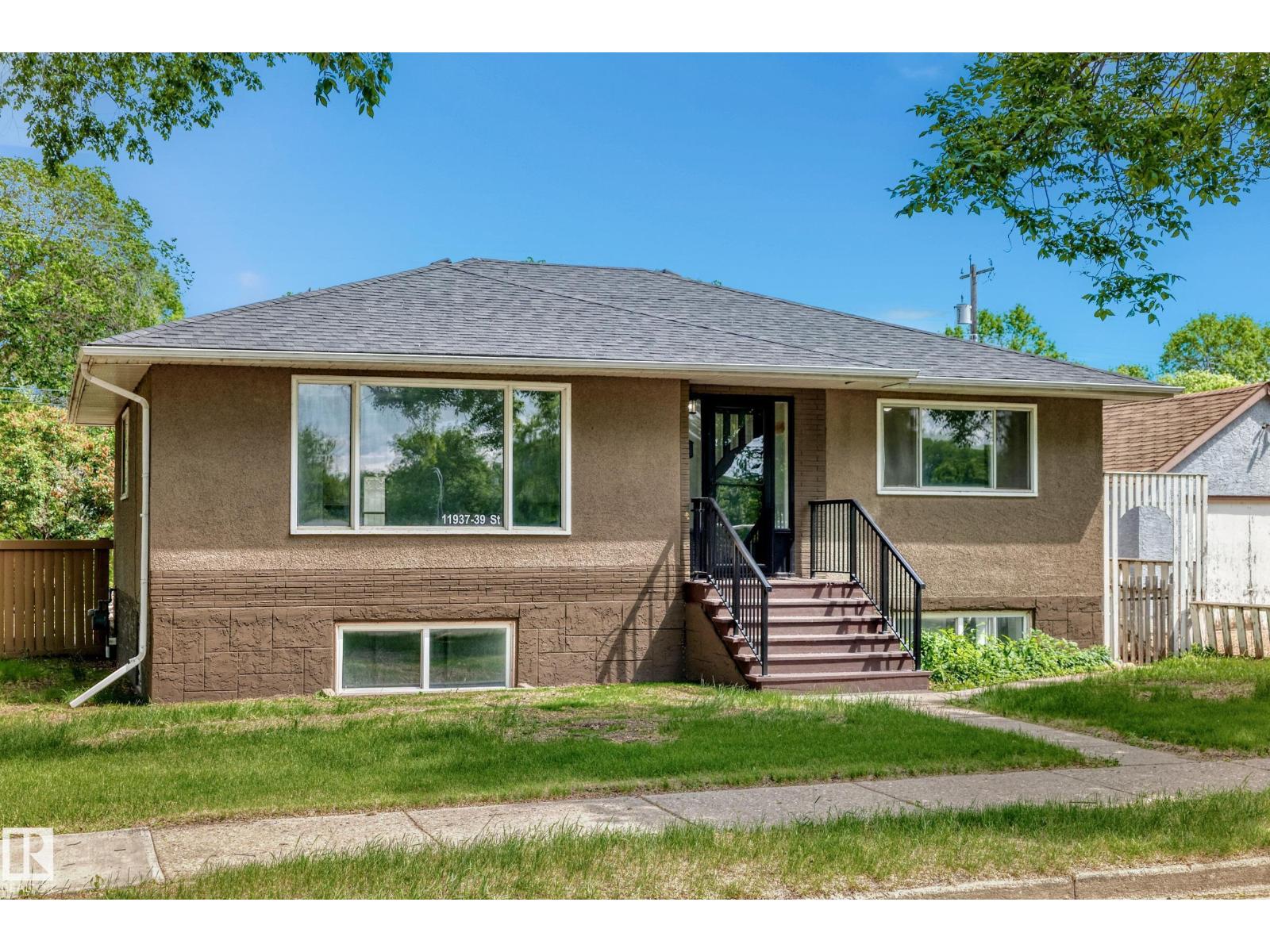 11937 39 St NW NW, Edmonton, Alberta  T5W 2J6 - Photo 5 - E4495456