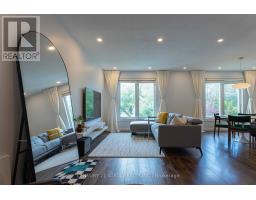 87 WINSTANLY CRESCENT, Toronto, Ontario