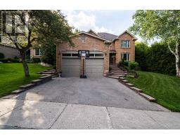 53 MCCLENNY DRIVE, Aurora, Ontario