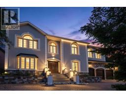 21 KIRKDALE CRESCENT, Toronto, Ontario