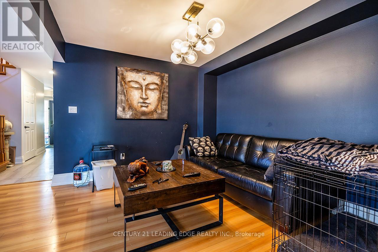 15 Warren Bradley Street, Markham, Ontario  L6C 2W5 - Photo 18 - N13468192