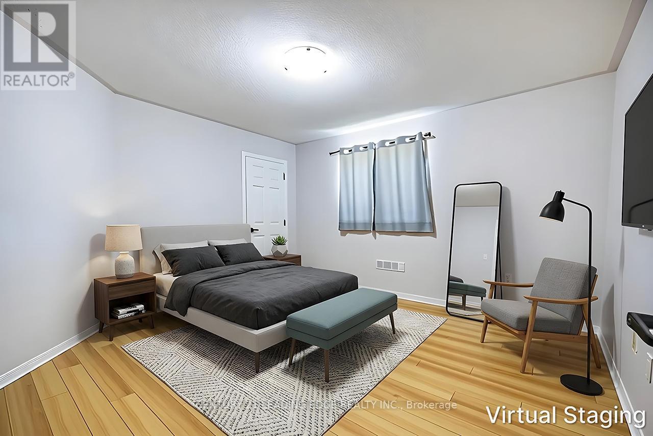 15 Warren Bradley Street, Markham, Ontario  L6C 2W5 - Photo 3 - N13468192