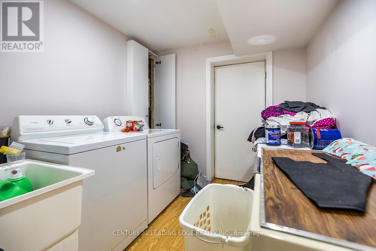 15 Warren Bradley Street, Markham, Ontario  L6C 2W5 - Photo 28 - N13468192